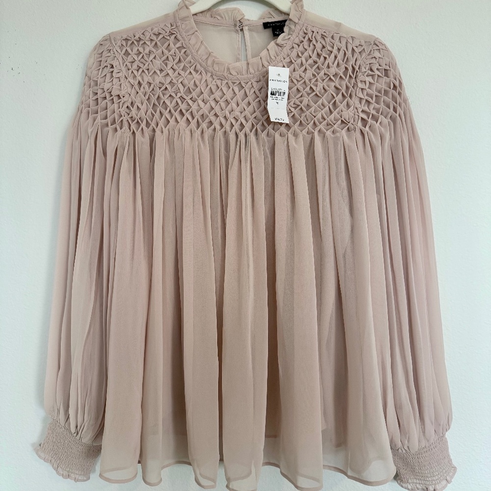Ann Taylor Women's Feminine Smocked Lightweight Blouse w/Cami M NWT Romantic NWT